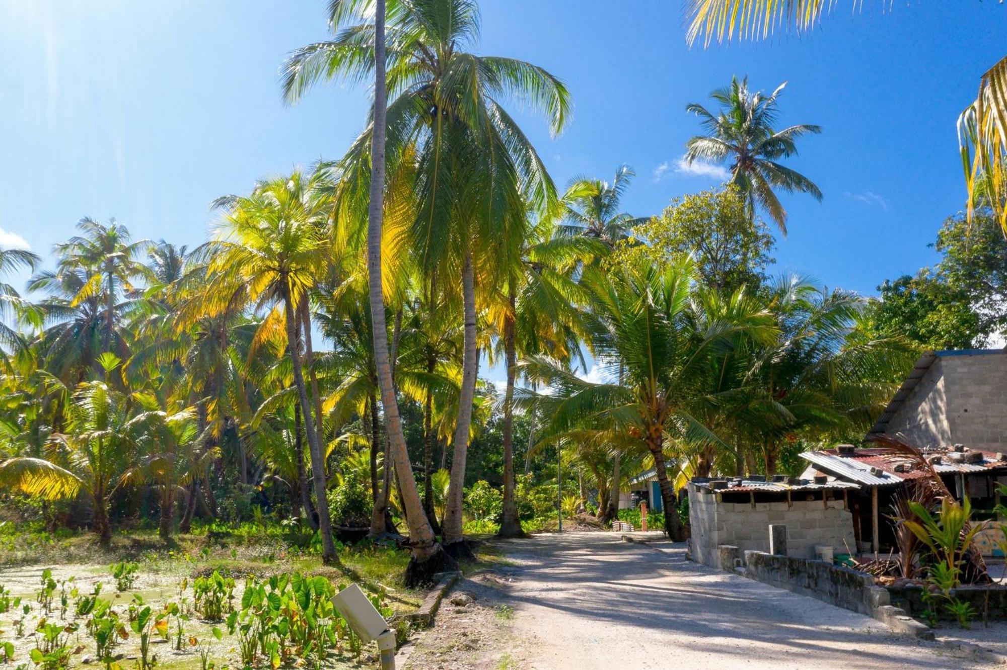 Отель Millennium Fuvahmulah Экстерьер фото